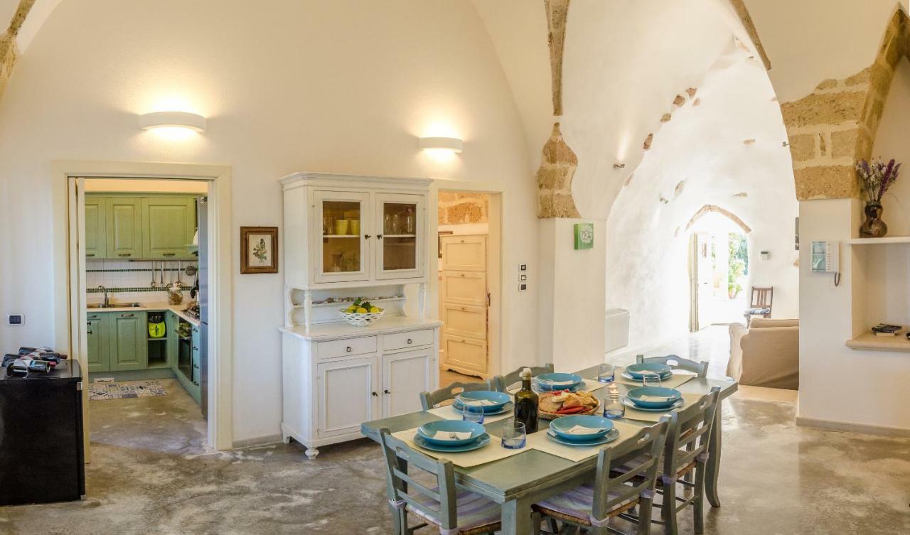 Trulli Altomare Villa Alliste Bagian luar foto